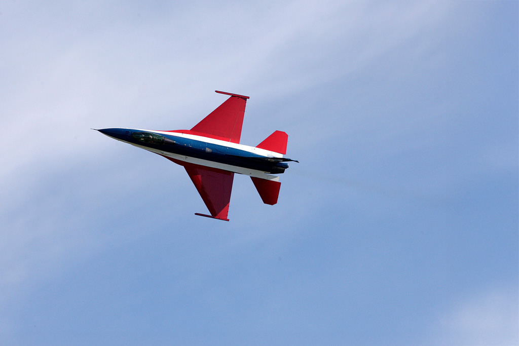 The picture shows a specially painted F-16 with the Norwegian flag