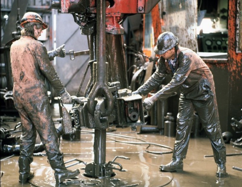 Drilling workers at Ekofisk in 1989
